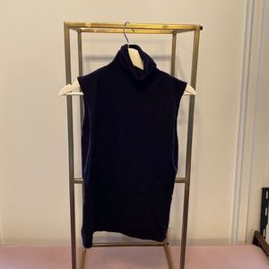 Brunello Cucinelli,  Sleveless Cashmere Turtleneck